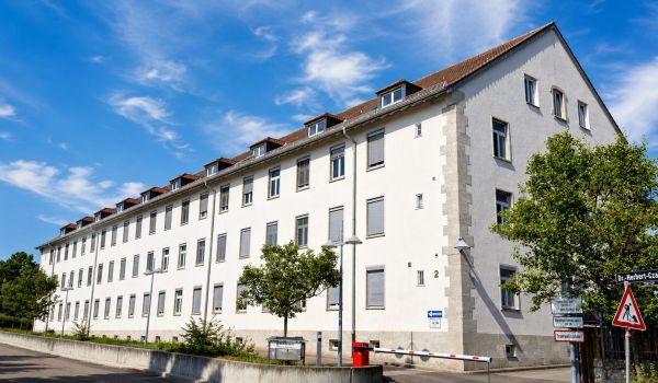 Dr-Herbert-Czaja-Weg_2_70437_Stuttgart
